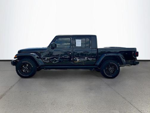 Black Clearcoat 2024 Jeep Gladiator Sport S