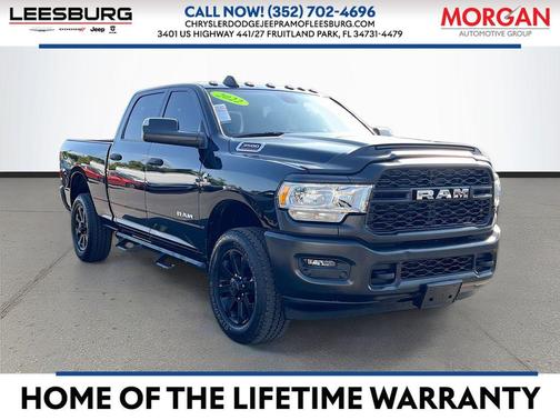 Diamond Black Crystal Pearlcoat 2022 RAM 3500 Tradesman Crew Cab 4x4 6'4' Box