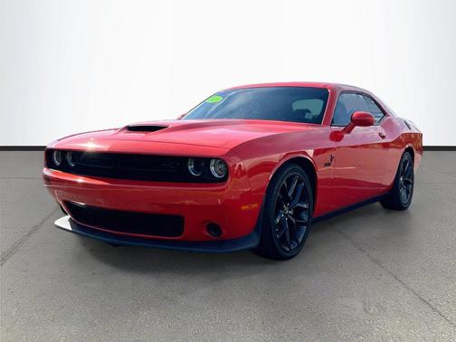 Go Mango 2023 Dodge Challenger R/T