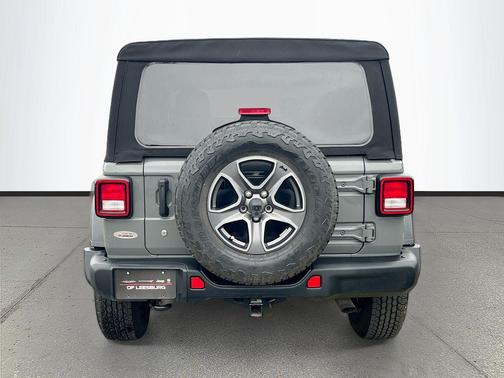 Sting-Gray Clearcoat 2018 Jeep Wrangler Sport S