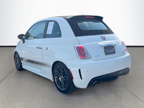 Bianco (White) 2015 FIAT 500 Abarth