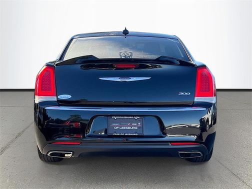 2018 Chrysler 300 Limited