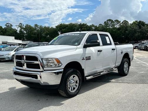 2017 RAM 2500 Tradesman Crew Cab 4x4 6'4' Box