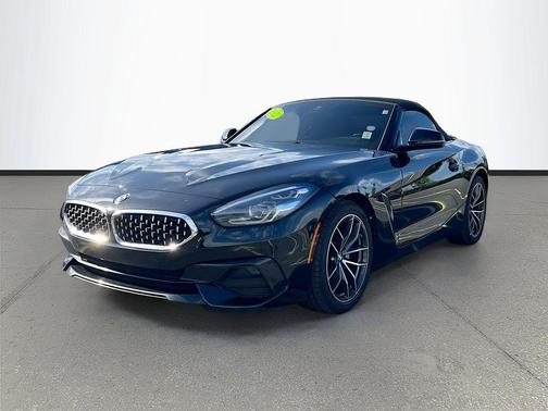 Black Sapphire Metallic 2022 BMW Z4 sDrive30i