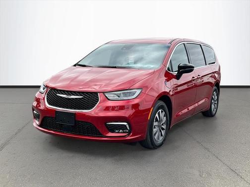 2025 Chrysler Pacifica Hybrid Select