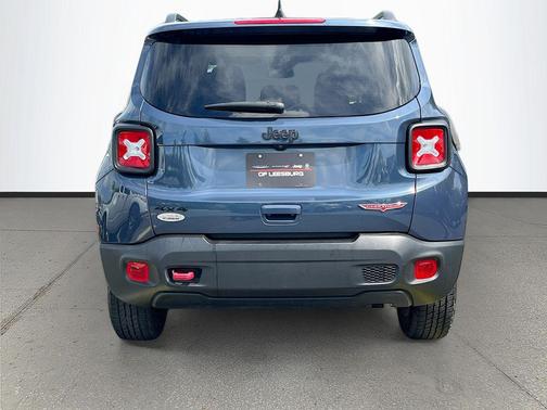 2023 Jeep Renegade Trailhawk