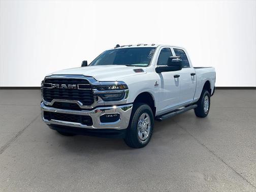 2025 RAM 2500 Tradesman Crew Cab 4x4 6'4' Box