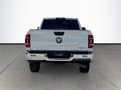 2021 RAM 2500 Tradesman Crew Cab 4x4 6'4' Box