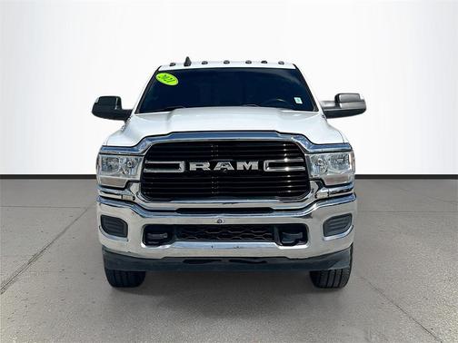 2021 RAM 2500 Tradesman Crew Cab 4x4 6'4' Box