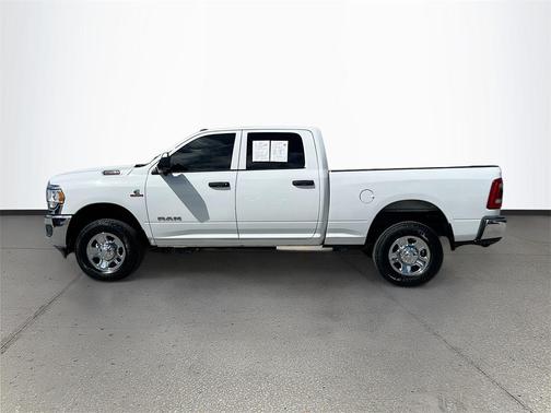 2021 RAM 2500 Tradesman Crew Cab 4x4 6'4' Box