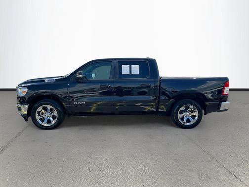 Diamond Black Crystal Pearlcoat 2021 RAM 1500 Big Horn/Lone Star