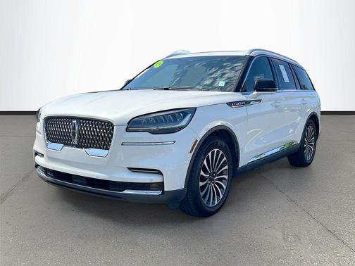 Pristine White Metallic Tri-Coat 2022 Lincoln Aviator Reserve