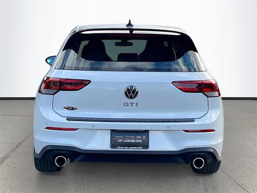 2024 Volkswagen Golf GTI 2.0T SE DSG