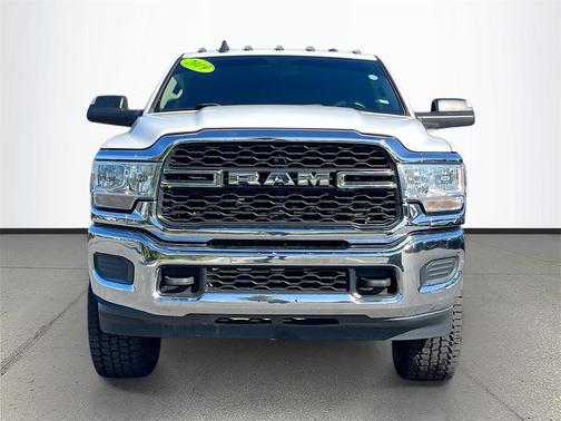 2019 RAM 2500 Tradesman Crew Cab 4x4 6'4' Box