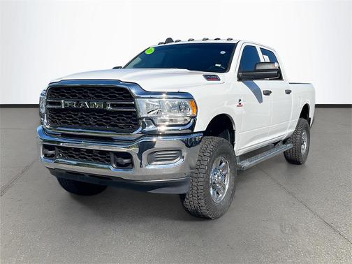 2019 RAM 2500 Tradesman Crew Cab 4x4 6'4' Box