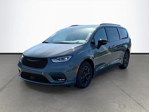 2025 Chrysler Pacifica Hybrid Premium S Appearance Pkg