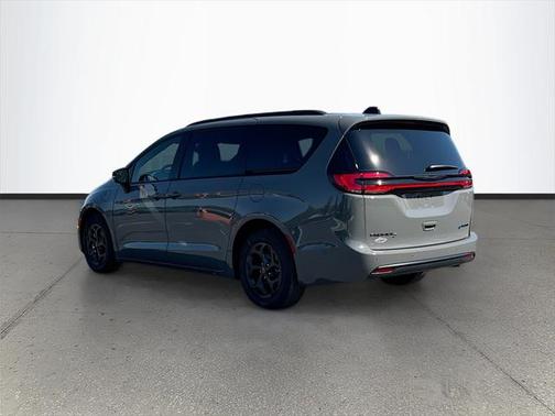 2025 Chrysler Pacifica Hybrid Premium S Appearance Pkg