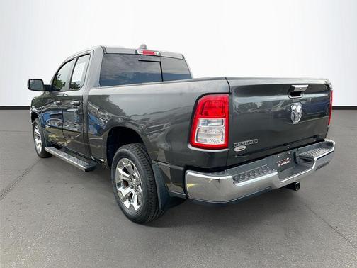 Granite Crystal Metallic Clearcoat 2019 RAM 1500 Big Horn