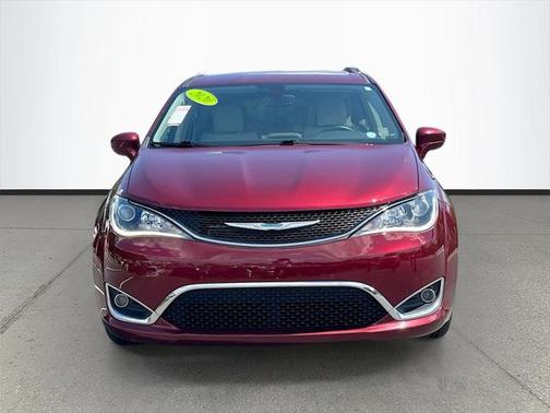2020 Chrysler Pacifica Hybrid Touring L