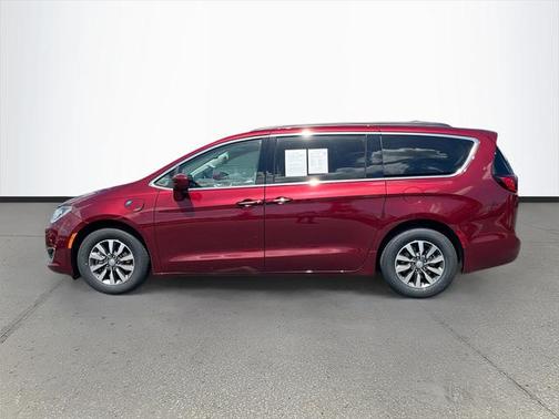 2020 Chrysler Pacifica Hybrid Touring L