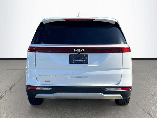 Snow White Pearl 2022 Kia Carnival EX