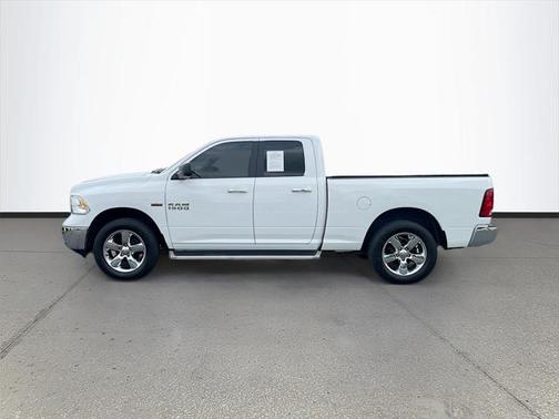 2016 RAM 1500 SLT