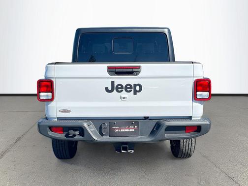2024 Jeep Gladiator Sport S