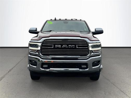 2022 RAM 3500 Laramie Crew Cab 4x4 8' Box