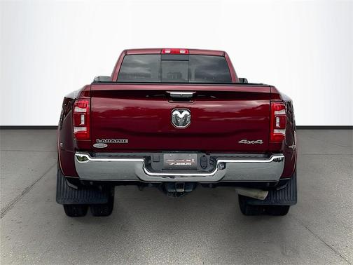 2022 RAM 3500 Laramie Crew Cab 4x4 8' Box