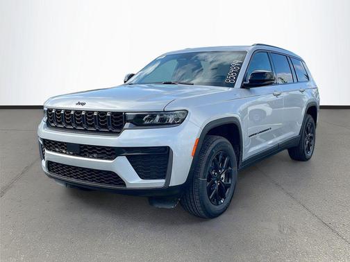 Silver Zynith 2026 Jeep Grand Cherokee L Altitude
