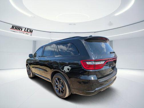 DB Black Clearcoat 2026 Dodge Durango GT HEMI V8 AWD