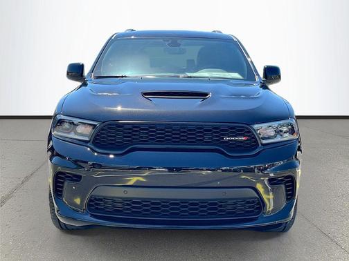 DB Black Clearcoat 2026 Dodge Durango GT HEMI V8 AWD