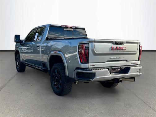 2024 GMC Sierra 2500 AT4