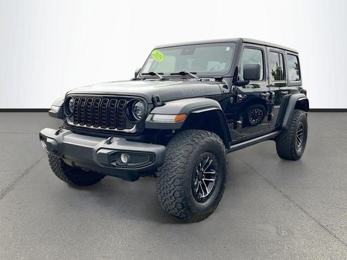 Black Clearcoat 2025 Jeep Wrangler Willys
