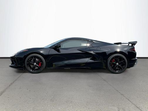 Black 2022 Chevrolet Corvette Stingray w/2LT