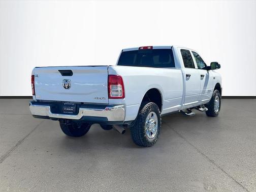 2021 RAM 3500 Tradesman Crew Cab 4x4 8' Box