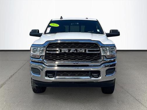 2021 RAM 3500 Tradesman Crew Cab 4x4 8' Box