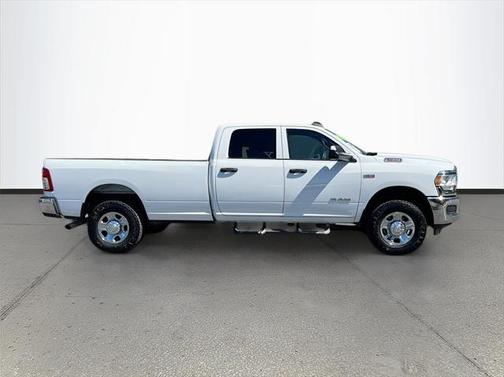 2021 RAM 3500 Tradesman Crew Cab 4x4 8' Box