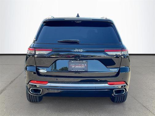 2023 Jeep Grand Cherokee Summit