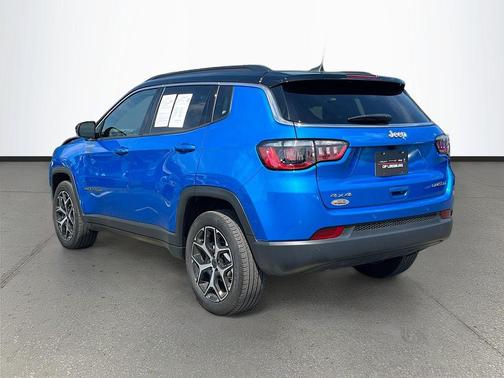 Hydro Blue Pearlcoat 2025 Jeep Compass Limited