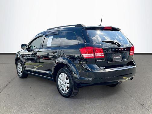 Pitch Black Clearcoat 2020 Dodge Journey SE Value