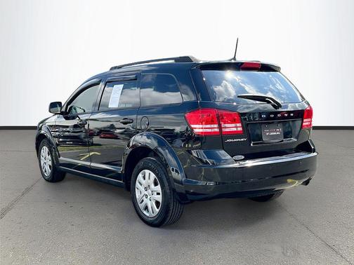 Pitch Black Clearcoat 2020 Dodge Journey SE Value