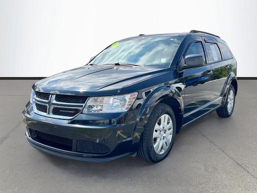 Pitch Black Clearcoat 2020 Dodge Journey SE Value