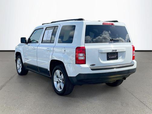 Bright White Clearcoat 2025 RAM 1500 Tradesman