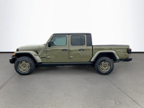 41 2026 Jeep Gladiator Willys 41 4x4