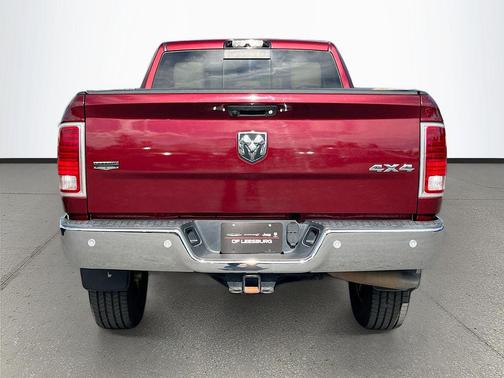 2018 RAM 2500 Laramie Crew Cab 4x4 6'4' Box