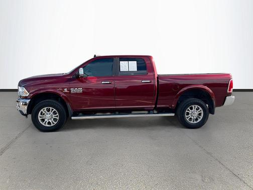 2018 RAM 2500 Laramie Crew Cab 4x4 6'4' Box