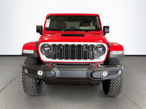 Firecracker Red Clearcoat 2026 Jeep Wrangler Rubicon