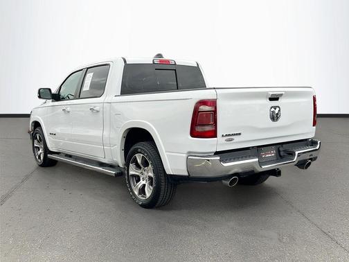 Bright White Clearcoat 2021 RAM 1500 Laramie
