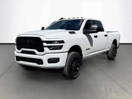 2025 RAM 2500 Big Horn Crew Cab 4x4 6'4' Box